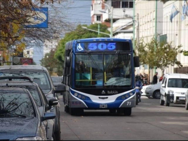 Este viernes la l�nea 504 de colectivos reducir� su frecuencia